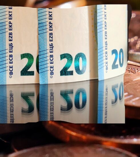 Euros Money Loose Change Coins  - moritz320 / Pixabay