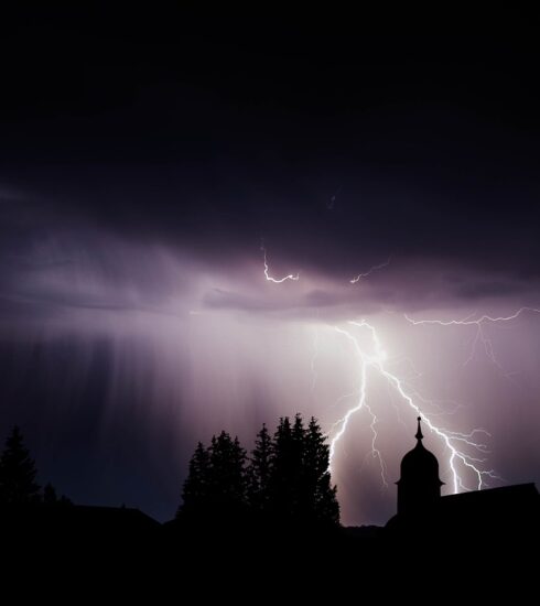 Night Storm Lightning Thunderstorm  - rauschenberger / Pixabay